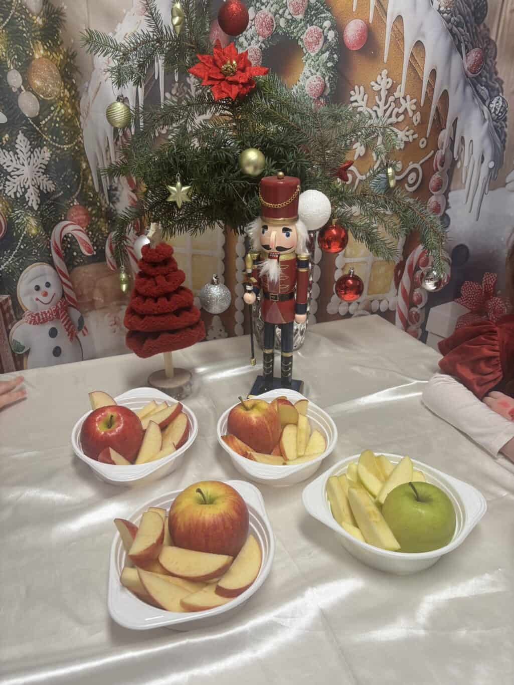 Ochutnávka jabĺčok LUNYS v školke ARTík Senec